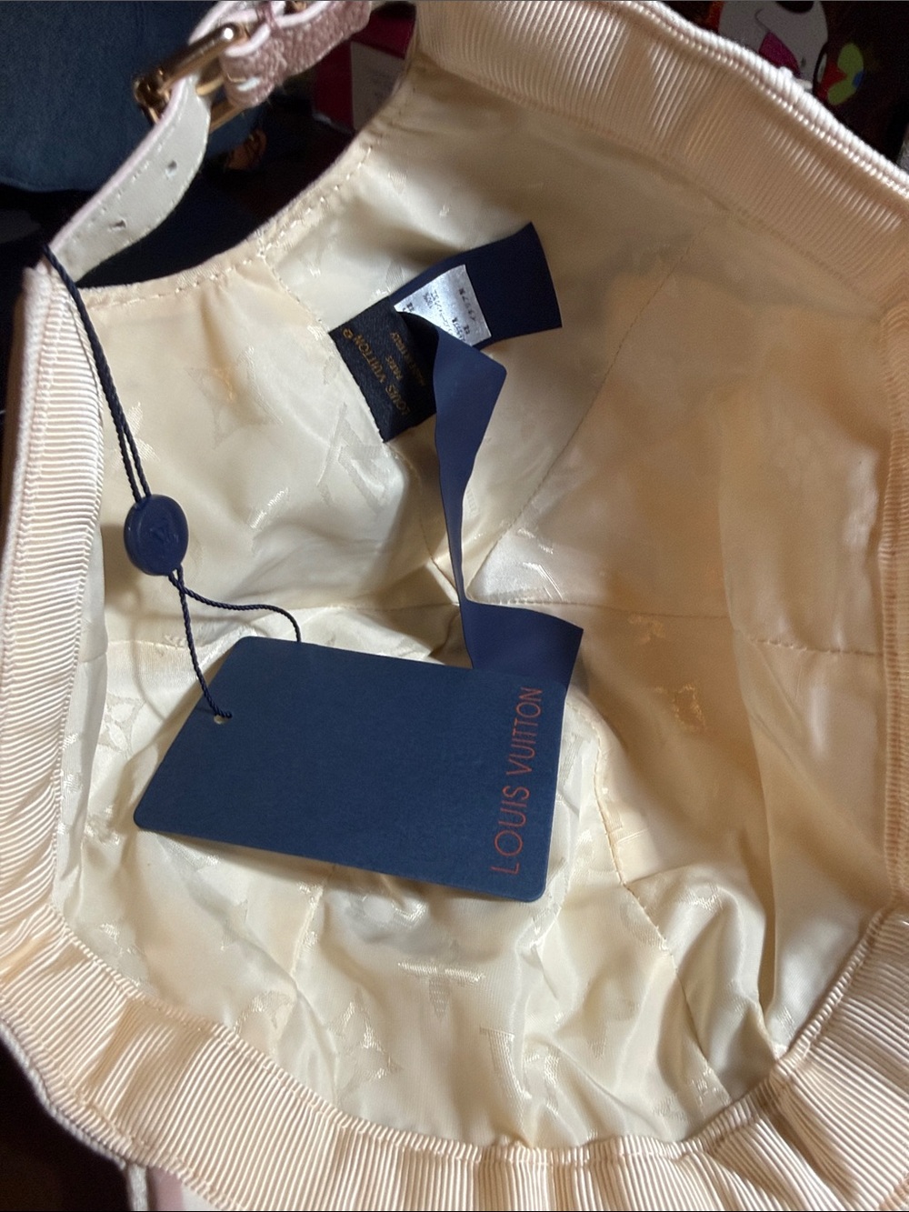 LV Denim Flower Cap - Picture 4 of 5